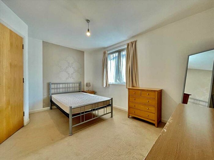 2 Bedroom Apartment To Rent In North Street, Plymouth, PL4