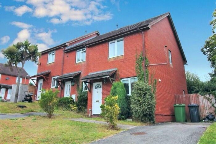 2 Bedroom End Of Terrace House To Rent In Cornflower Hill, Exeter, EX4