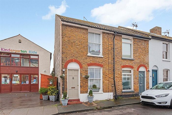 2 Bedroom End Terrace House To Rent In Albert Street, Whitstable, CT5