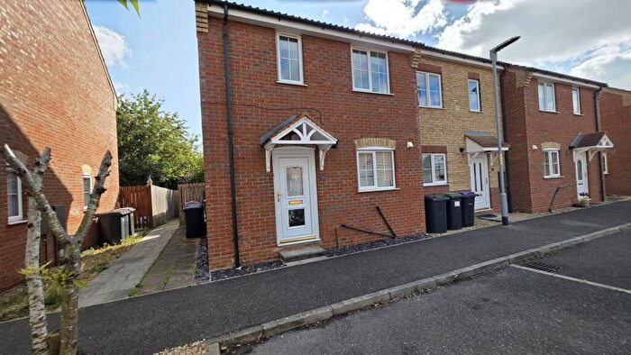 2 Bedroom End Of Terrace House For Sale In Bramling Way, Sleaford, NG34