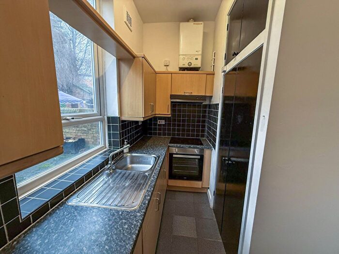 1 Bedroom Studio To Rent In Berridge Road, Nottingham, NG7