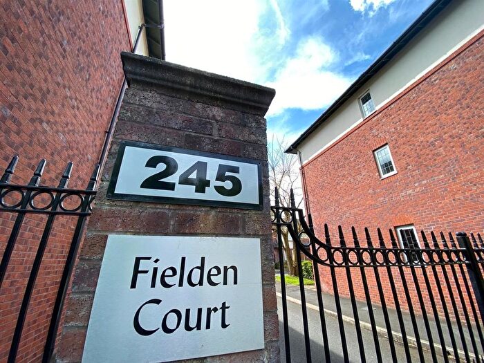 2 Bedroom Flat To Rent In Barlow Moor Road, Chorlton Cum Hardy, Manchester, M21
