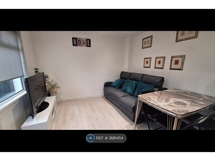 3 Bedroom Terraced House To Rent In Macauley Place, Kilmarnock, KA3