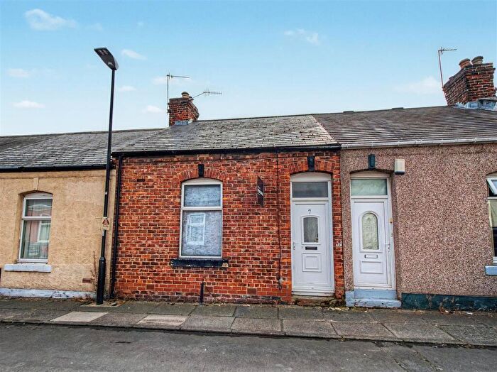 2 Bedroom Cottage For Sale In Offerton Street, Millfield, Sunderland, SR4