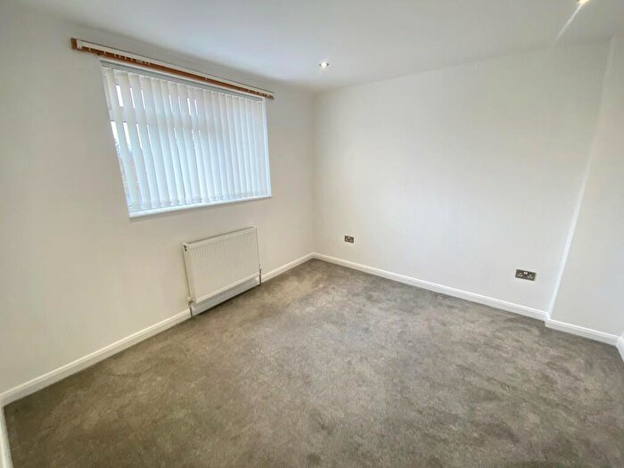 3 Bedroom End Of Terrace House For Sale In Lealand Road, Drayton, Hampshire, PO6