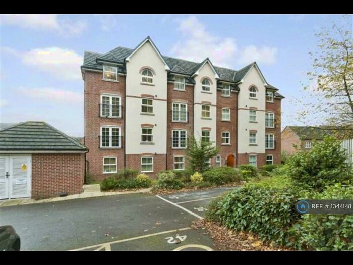 2 Bedroom Flat To Rent In Stoneyholme Avenue, Manchester, M8