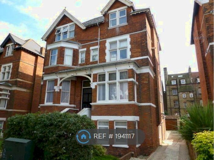 2 Bedroom Flat To Rent In Bouverie Road West, Folkestone, CT20