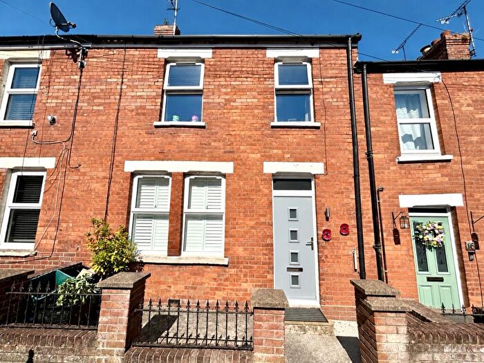 2 Bedroom Terraced House For Sale In Alexandra Road, Yeovil, BA21