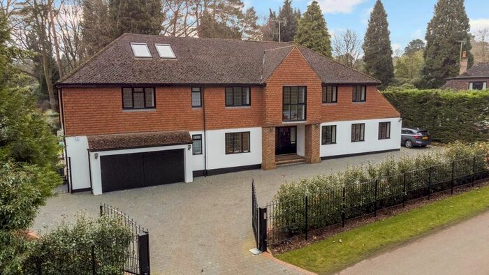7 Bedroom Detached House To Rent In Golf Club Road, Hook Heath, Woking GU22