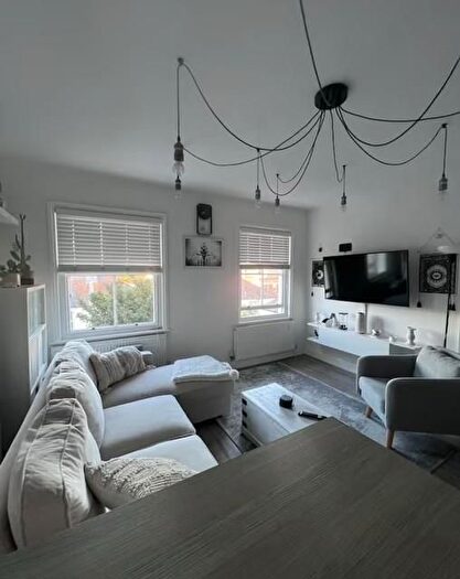 1 Bedroom Flat To Rent In Ventnor Villas, Hove, BN3