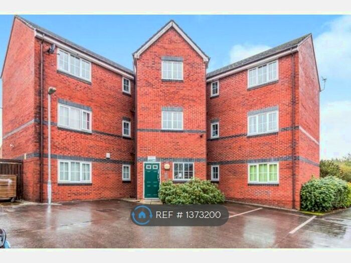 2 Bedroom Flat To Rent In Thorndale Court, Manchester, M9