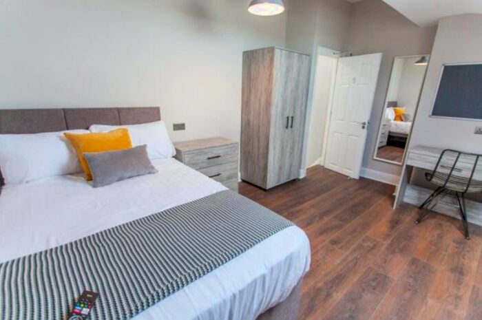 5 Bedroom House To Rent In Jubilee Drive, Liverpool, Kensington Fields, - Available /, L7