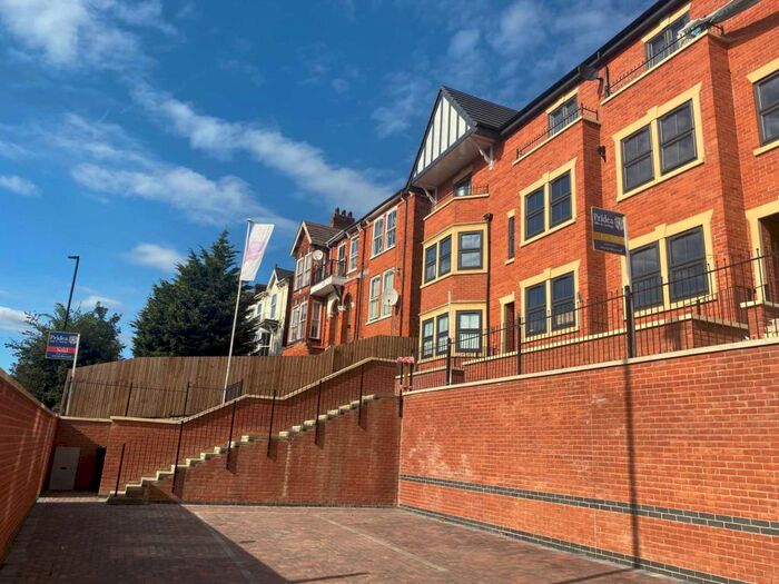 4 Bedroom Town House To Rent In Roman View, Yarborough Road, Lincoln, LN1