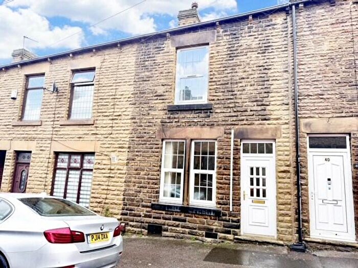 2 Bedroom House To Rent In Windermere Road, Barnsley, S71