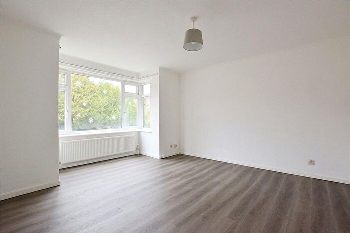 2 Bedroom Flat To Rent In Kleffens Court, Westcombe Park Road, Blackheath, London, SE3