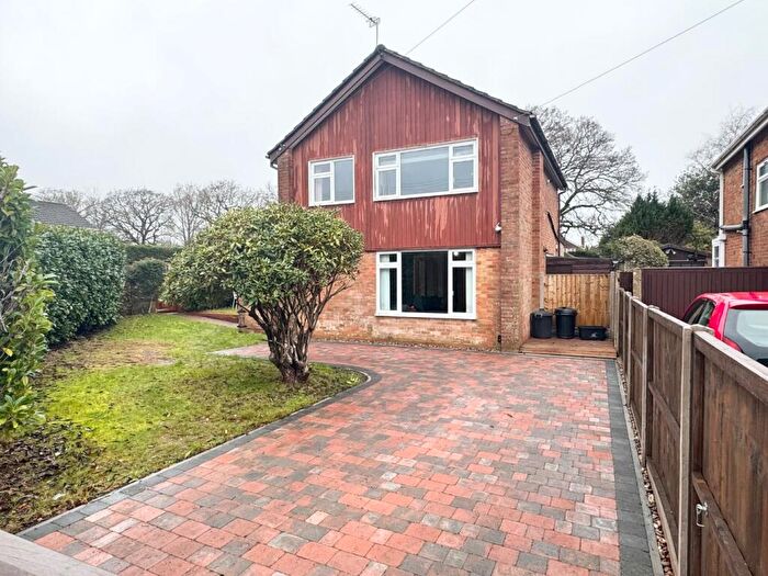 3 Bedroom Detached House For Sale In Corbould Road, Dibden Purlieu, Southampton, Hampshire, SO45