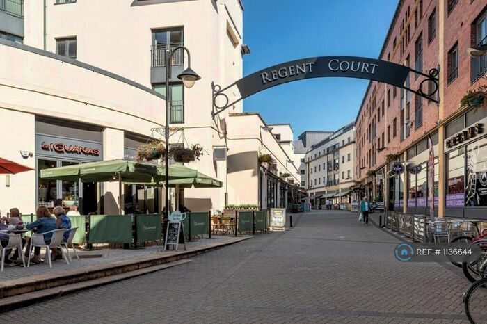 2 Bedroom Flat To Rent In Wellington House, Leamington Spa, CV32