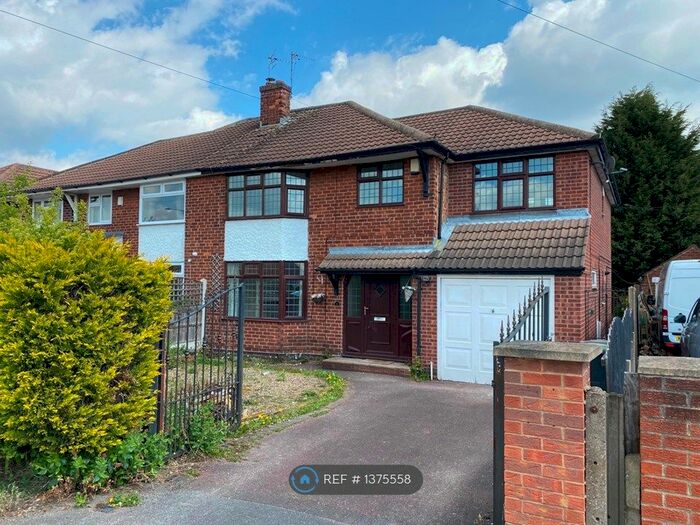 4 Bedroom Semi-Detached House To Rent In Attenborough Lane, Beeston, Nottingham, NG9