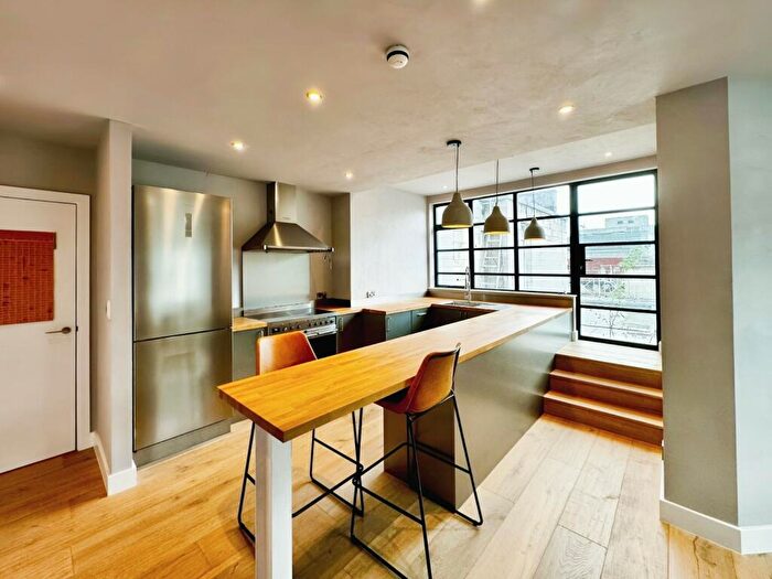 3 Bedroom Penthouse To Rent In Greek Street, Leeds, West Yorkshire, LS1