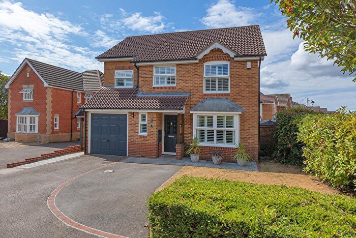 4 Bedroom Detached House For Sale In Saxon Close, Kings Hill, ME19