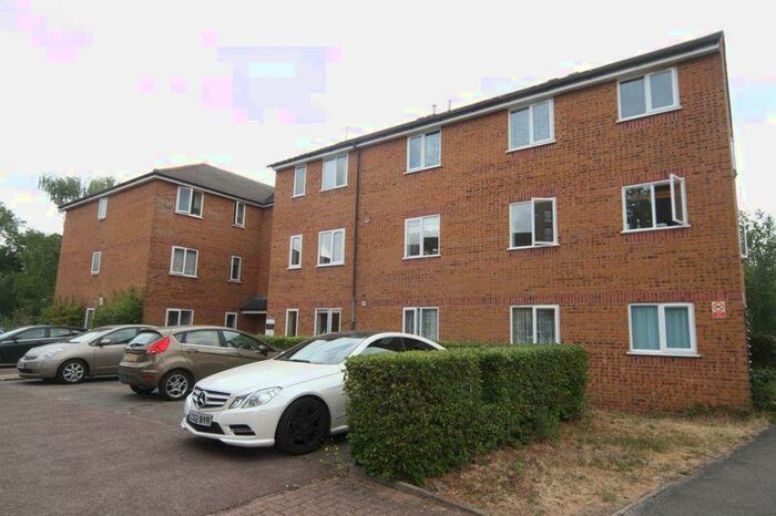 2 Bedroom Apartment To Rent In Brindley Close, Wembley, HA0