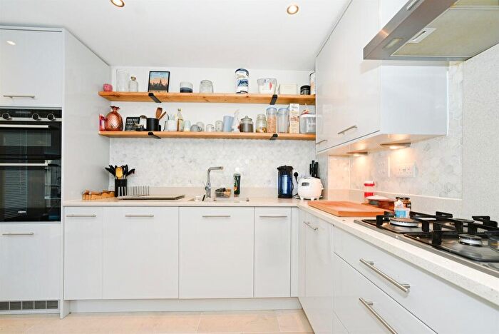 4 Bedroom End Of Terrace House For Sale In Homington Terrace, Swindon, SN3
