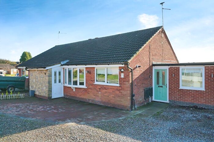 2 Bedroom Bungalow For Sale In Linford Crescent, Markfield, Leicestershire, LE67