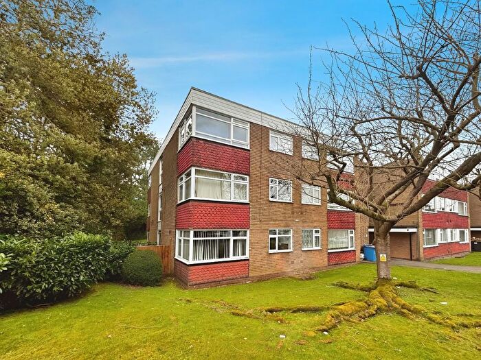 Studio To Rent In Savoy Close, Birmingham, B32