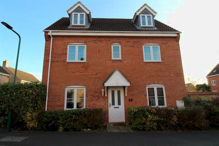 4 Bedroom Detached House To Rent In Iris Drive, Peterborough, PE2