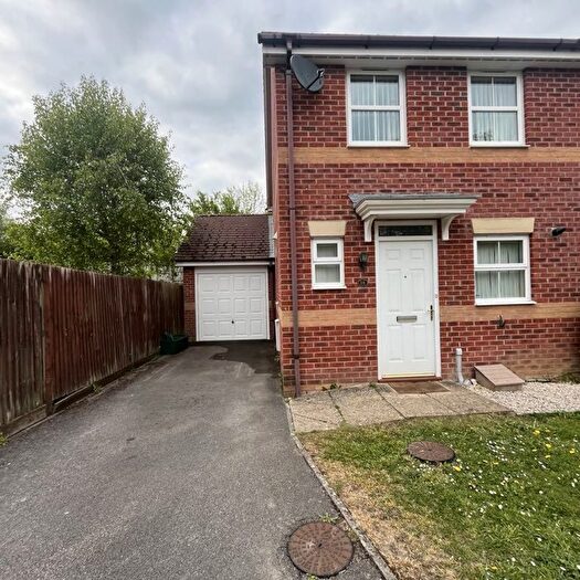 2 Bedroom Semi-Detached House To Rent In Florence Gardens, Henwick, Thatcham, RG18