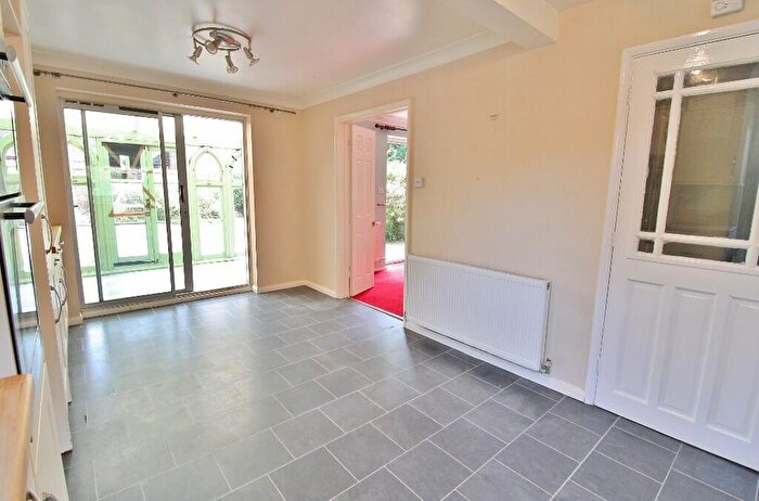 4 Bedroom Detached House For Sale In Marks Tey Road, Stubbington, Fareham, PO14
