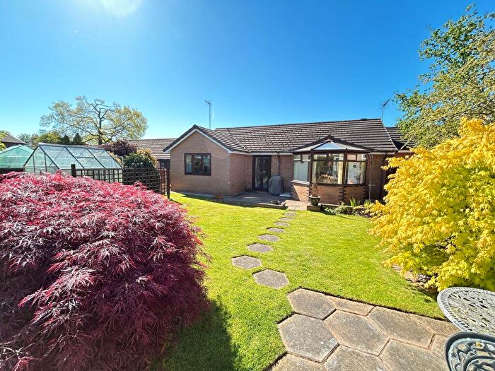 3 Bedroom Detached Bungalow For Sale In Braemar Close, Holmes Chapel, CW4