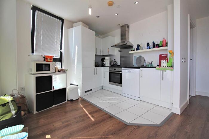 2 Bedroom Apartment To Rent In Century Tower, Shire Gate, Chelmsford, CM2