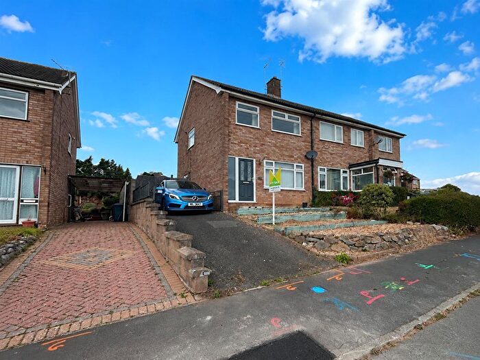 3 Bedroom Semi-Detached House For Sale In Prince Charles Road, Oswestry, SY11