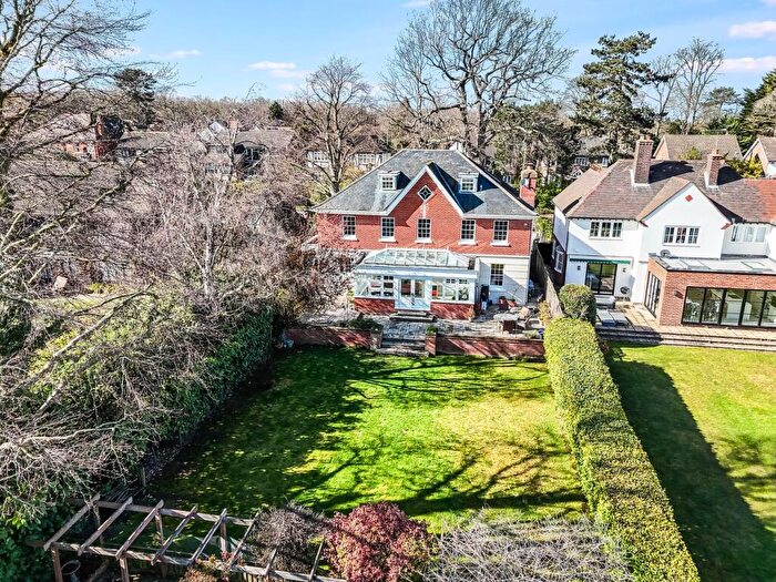 6 Bedroom Detached House For Sale In Priests Lane, Shenfield, Brentwood, CM15