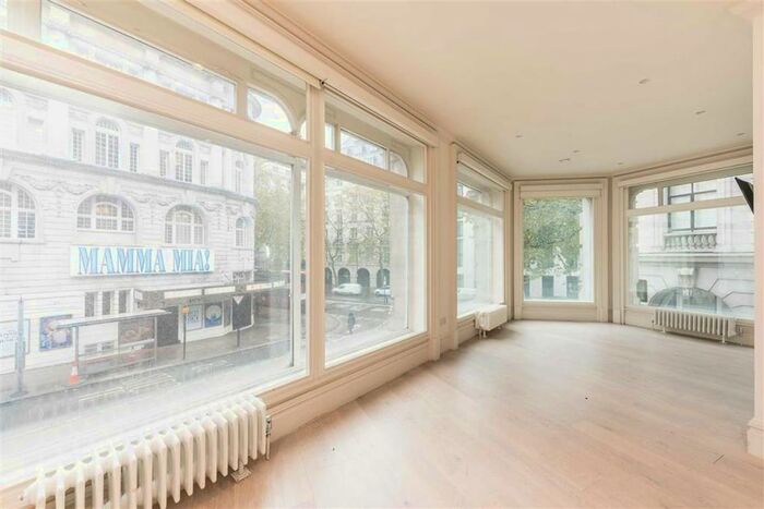 2 Bedroom Flat To Rent In Exeter Street, London, WC2E