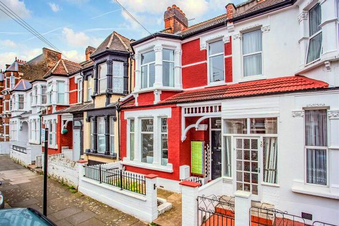 5 Bedroom Terraced House To Rent In Abbotsford Avenue, London, N15