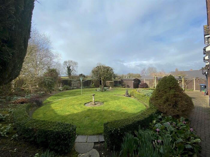 4 Bedroom Detached House For Sale In Main Street, Cotesbach, Lutterworth, LE17