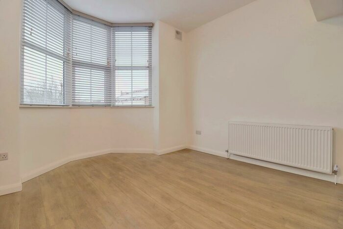 1 Bedroom Flat To Rent In Fosse Road Central, Leicester, LE3