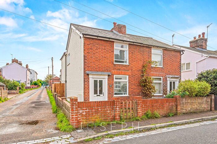 2 Bedroom Semi-Detached House For Sale In California Road, Mistley, CO11