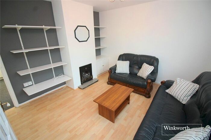 3 Bedroom Terraced House To Rent In Burghley Avenue, Borehamwood WD6