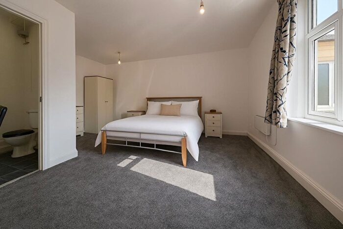 1 Bedroom Flat To Rent In A High Street, Somersham, Huntingdon, PE28