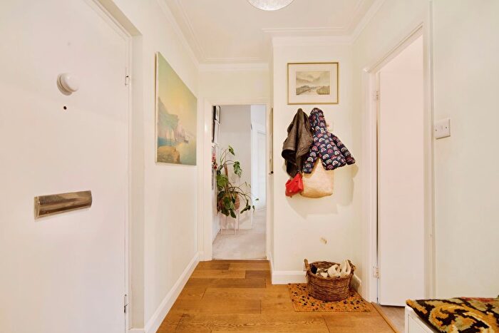 1 Bedroom Flat For Sale In Eton Place, Eton College Road, London, NW3