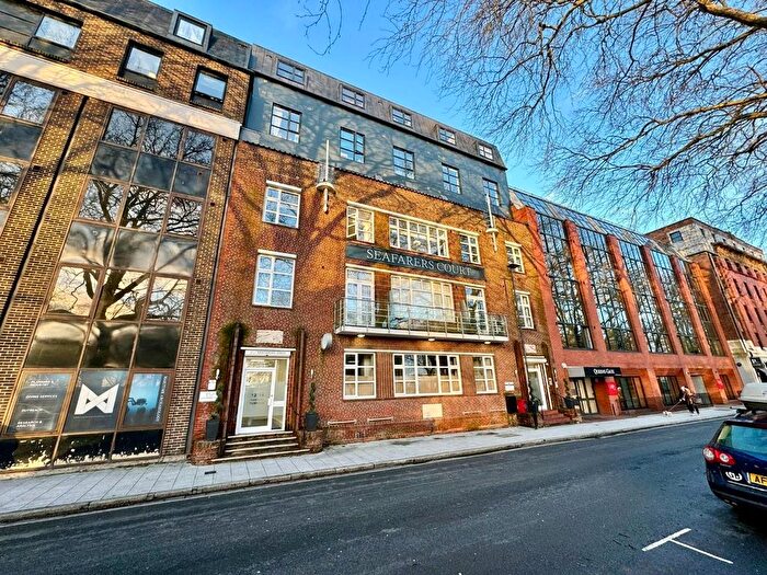 1 Bedroom Flat To Rent In Queens Terrace, Southampton, SO14