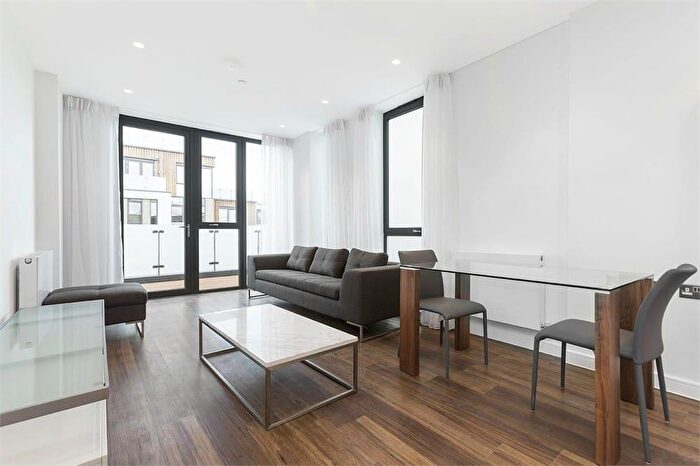 1 Bedroom Apartment To Rent In Sitka House, Quebec Way, London, SE16