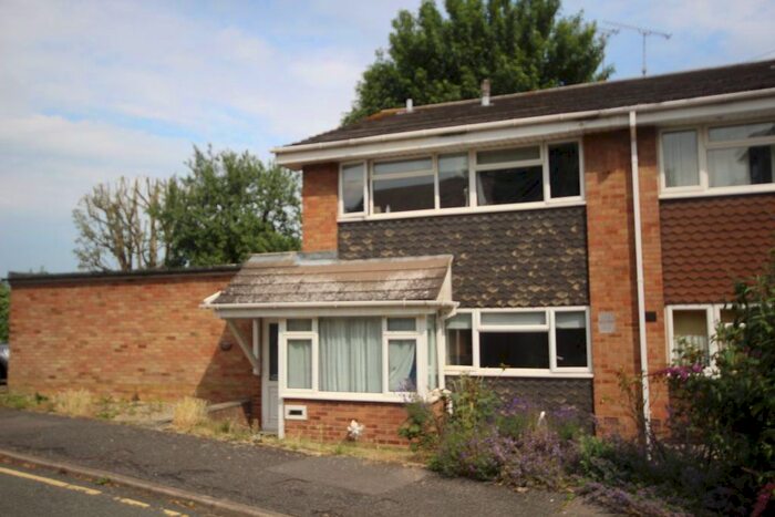 4 Bedroom Property To Rent In Pennyfields, Warley, Brentwood, CM14