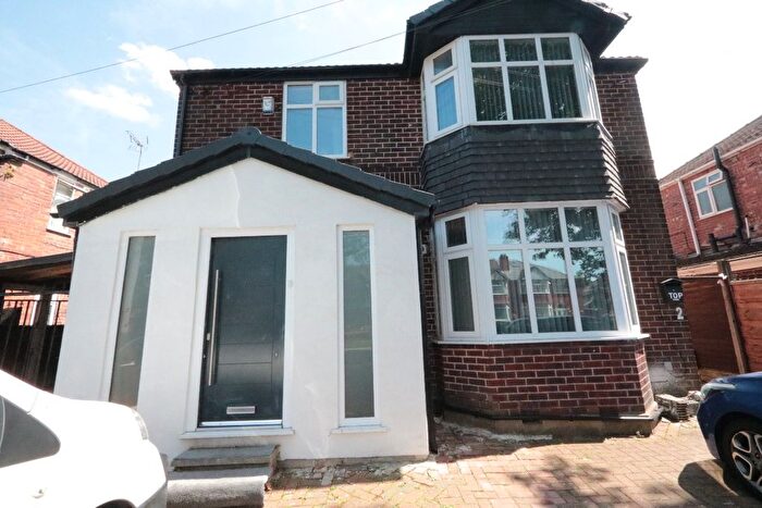 3 Bedroom Detached House To Rent In Manchester Road, Whalley Range, M16