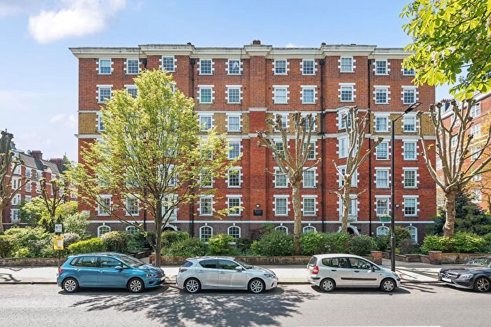1 Bedroom Flat For Sale In Bronwen Court, St Johns Wood, NW8