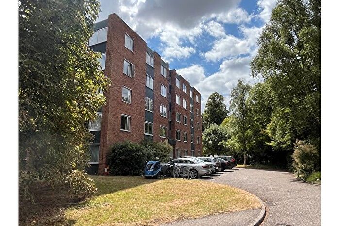 2 Bedroom Flat To Rent In Grange Road, Newnham, Cambridge, CB3