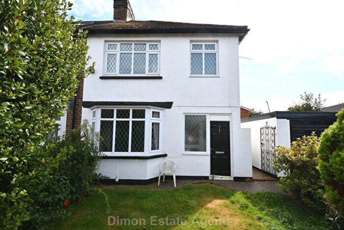 3 Bedroom Semi-Detached House For Sale In Waterloo Road, Alverstoke, PO12